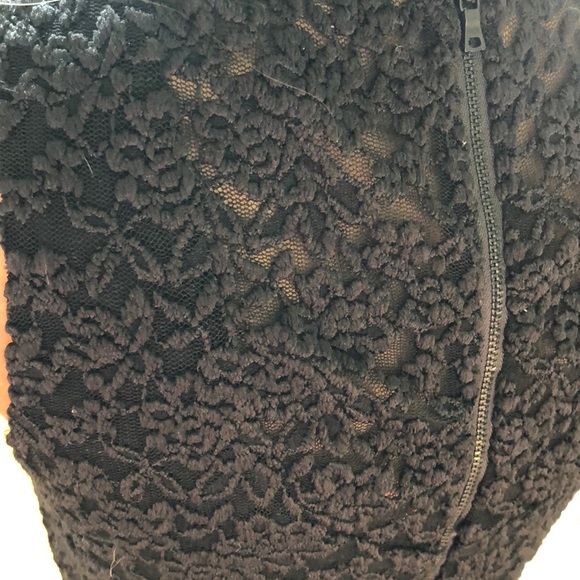 Dress - Picture 3 of 8